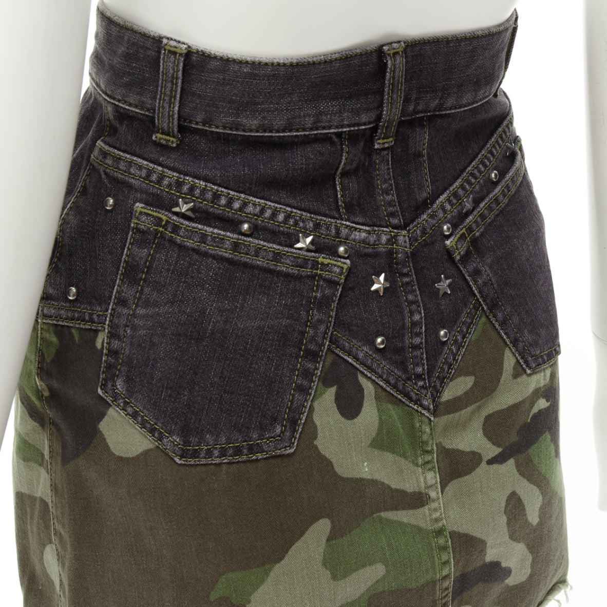 Saint Laurent Star Studded Skirt - Detail 2