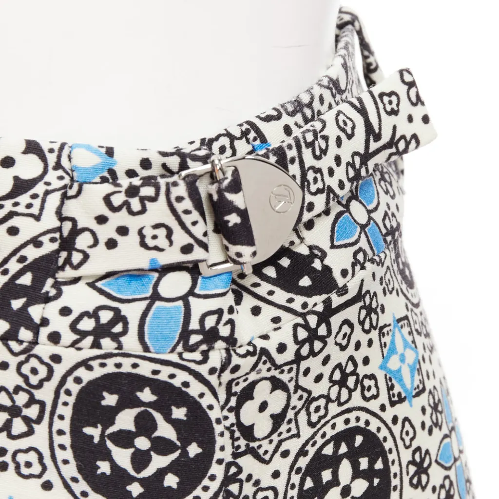 Louis Vuitton Floral Shorts Skirt Ecru Wool Very good - Back View