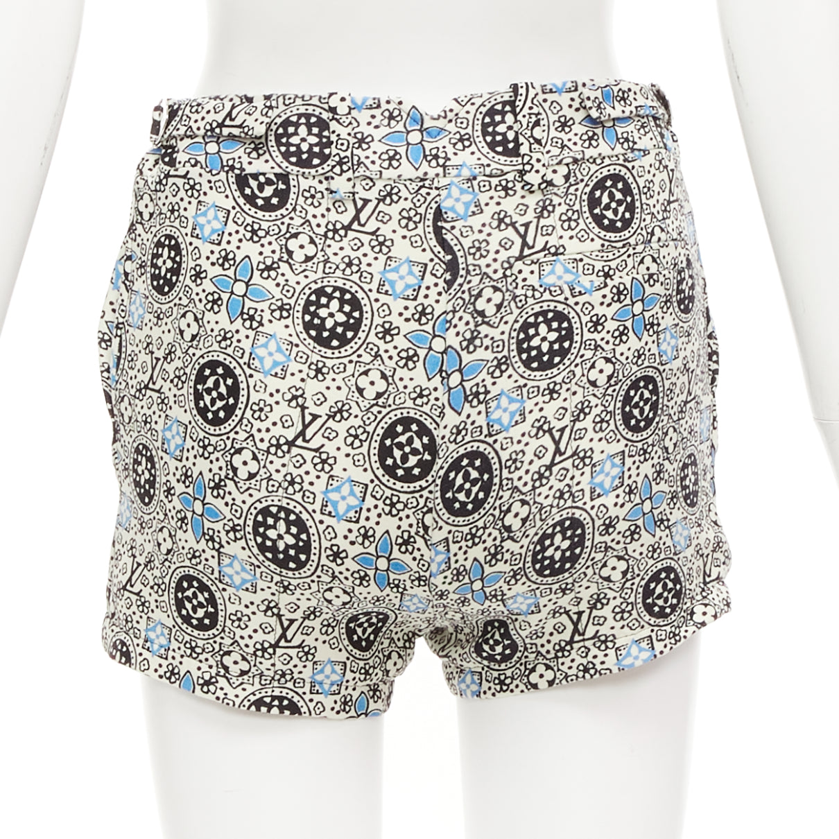 Louis Vuitton Floral Shorts Skirt - Side view