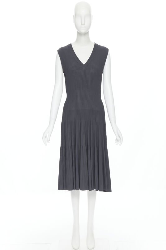 Alaïa Ribbed Cocktail Dress - Image 6