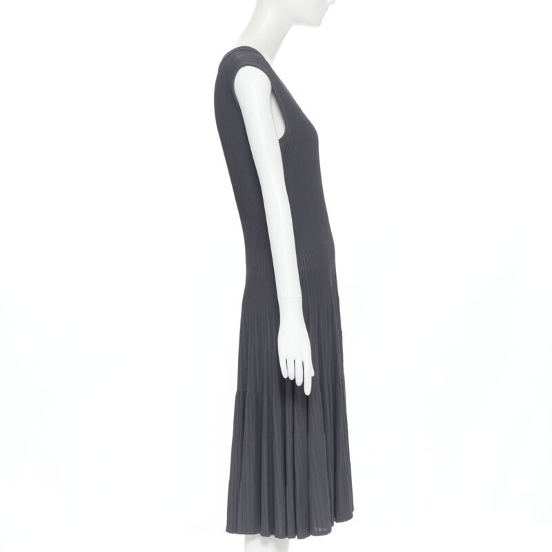 Alaïa Ribbed Cocktail Dress - Side view