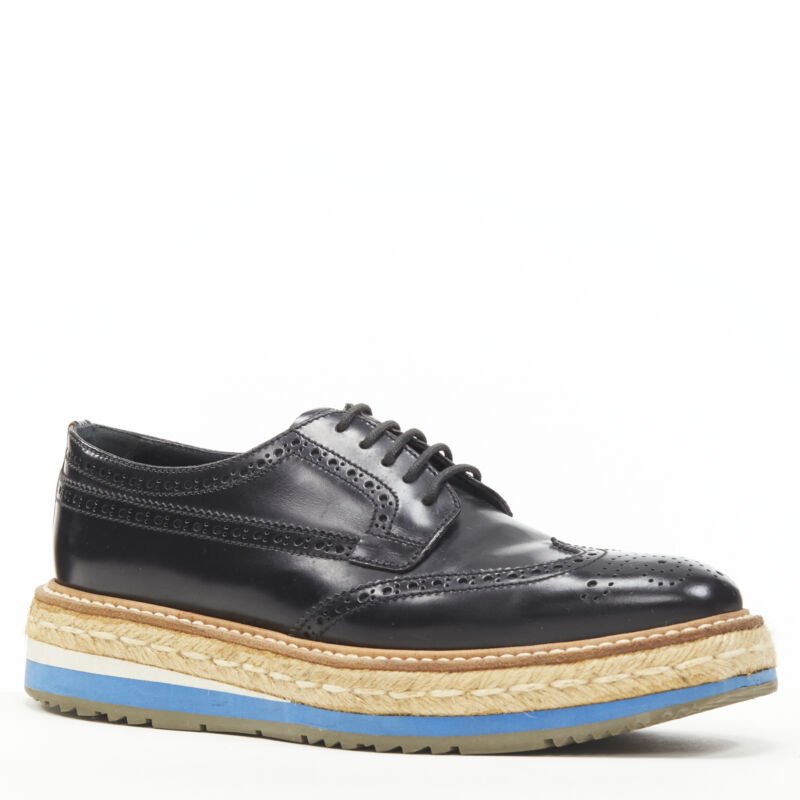 Prada Perforated Oxford shoes - Back view