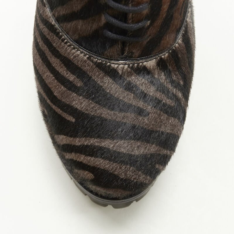 Alaïa Zebra Stripe Sole Bootie - Detail 1