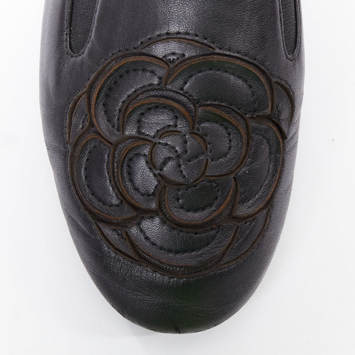 Chanel Logo Camellia Loafer - Detail 1