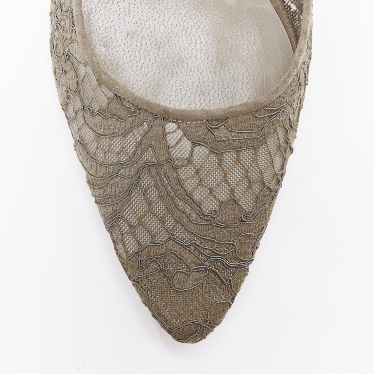 Manolo Blahnik Lace Pointy Flats - Detail 1