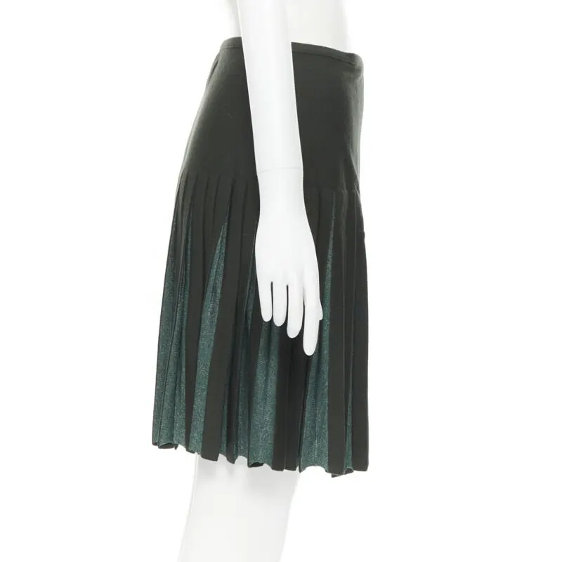 Alaïa Pleated Wrap Skirt Green Wool Never worn - Model View