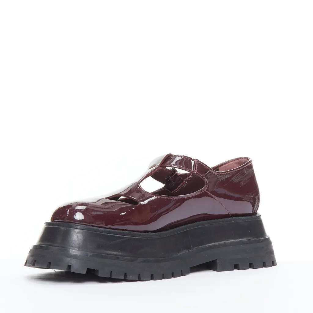 Burberry Star Maryjane Shoes Burgundy Good - Model View