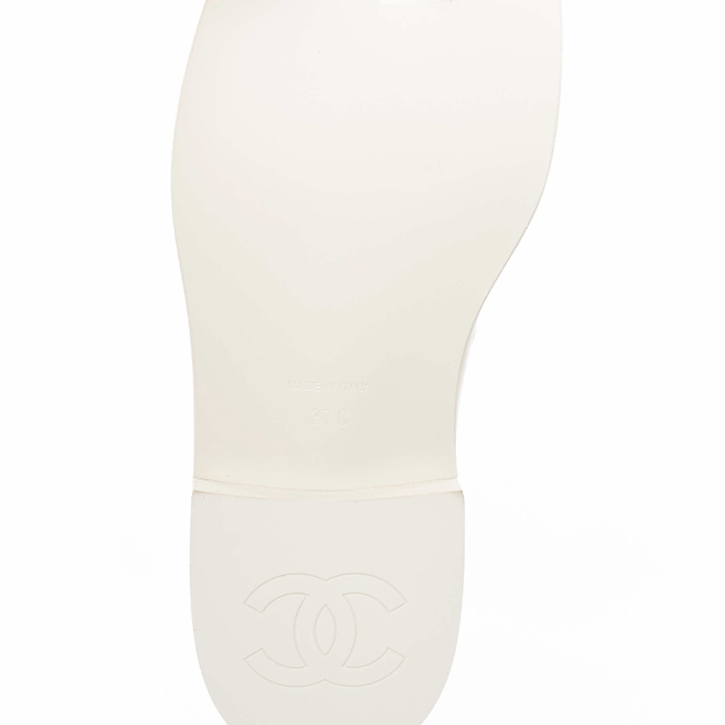 Chanel Heart Charm Loafers - Image 13