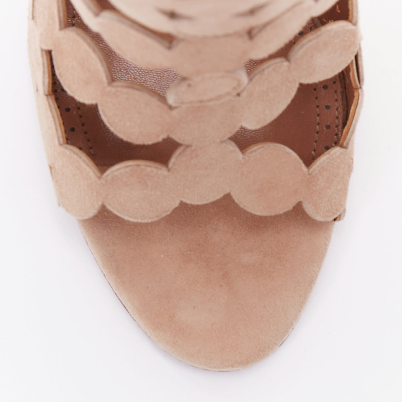 Alaïa Scallop Cage Sandals - Detail 1