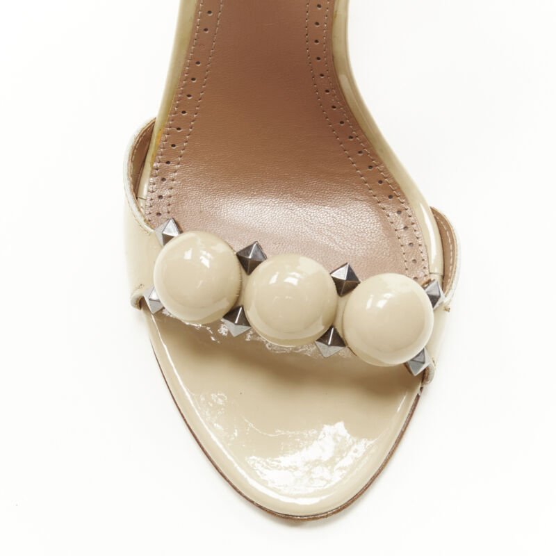Alaïa Studded Patent Sandals - Detail 2