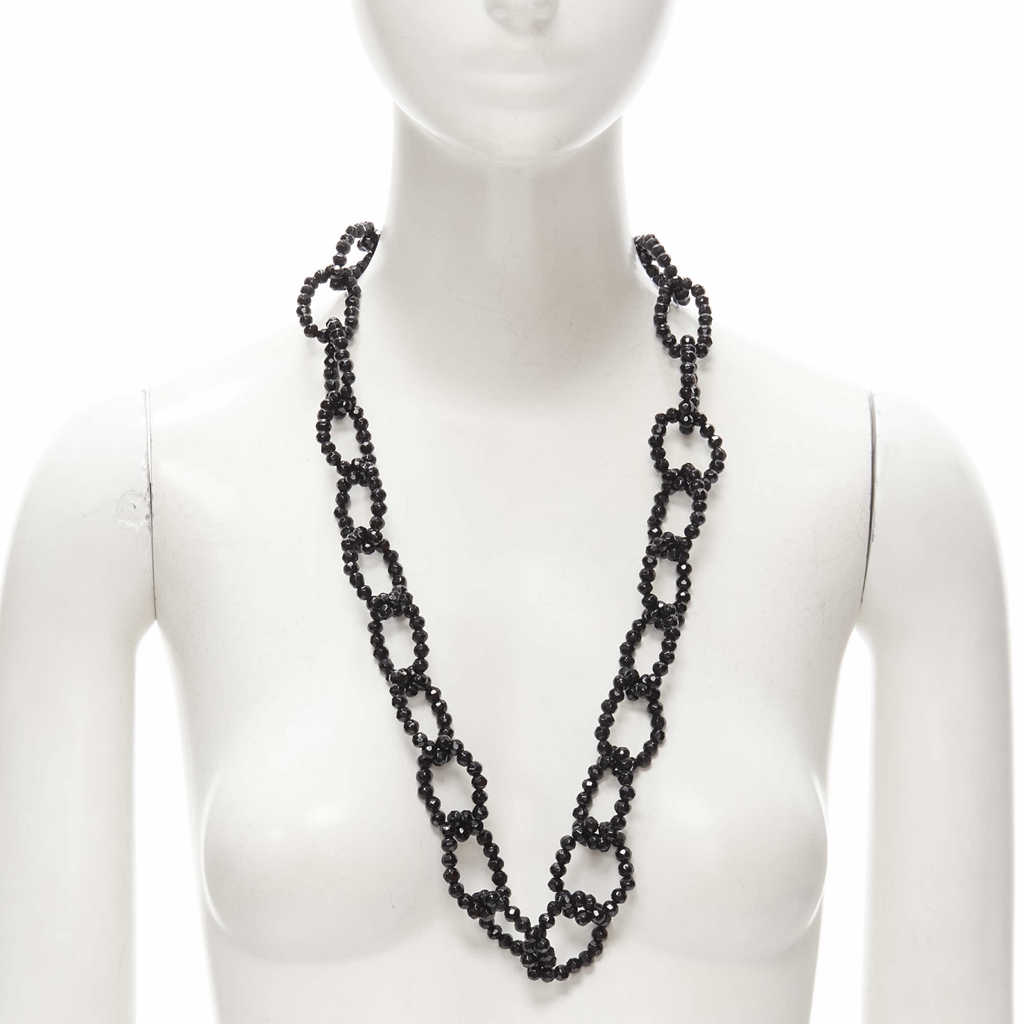 Unsigned / متعددة Loop Chain Necklace