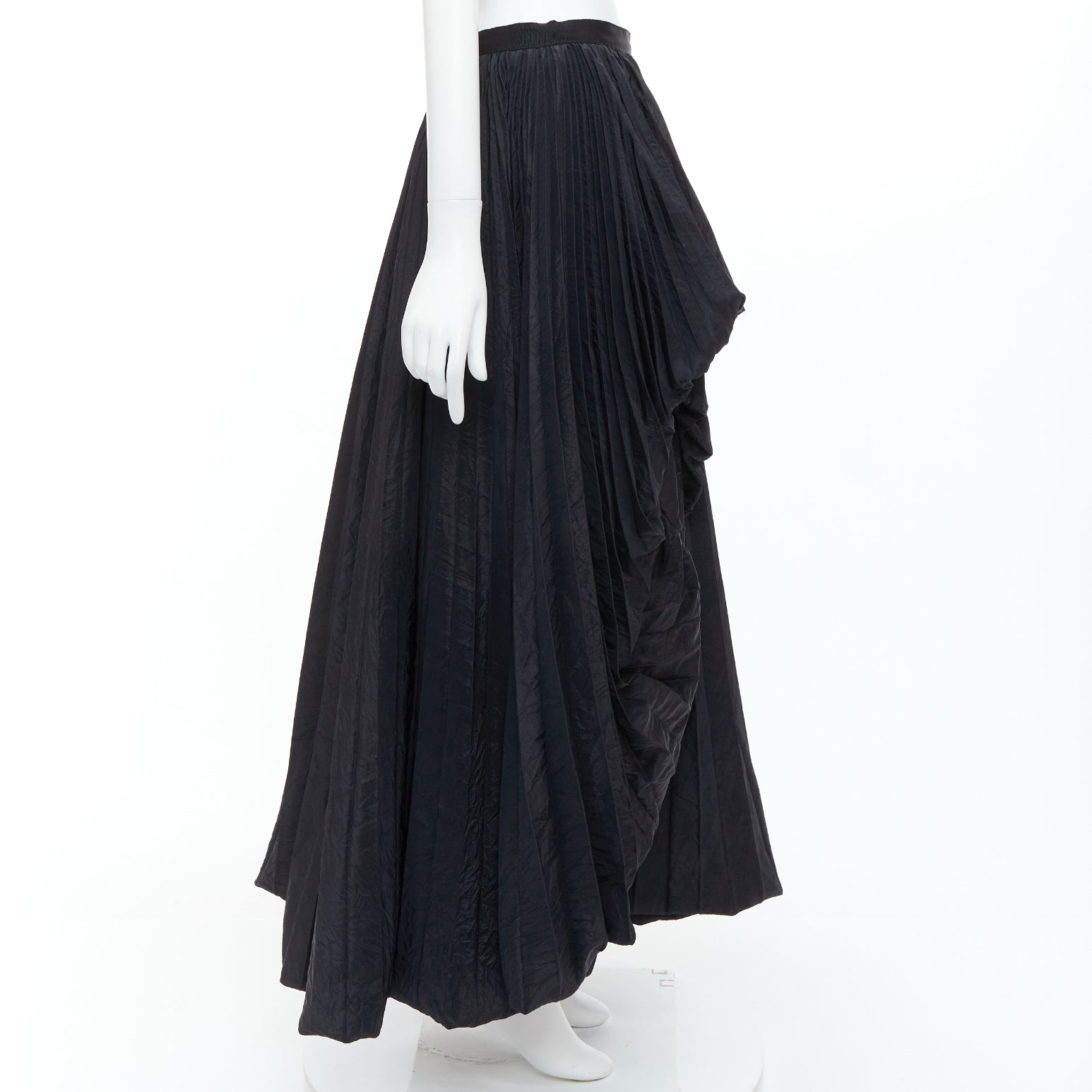 Unsigned / متعددة Ellen - 4