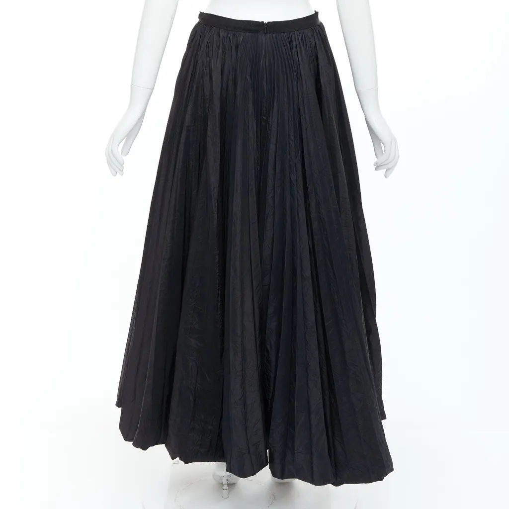 Unsigned Ellen Black Polyester Never worn - Box View