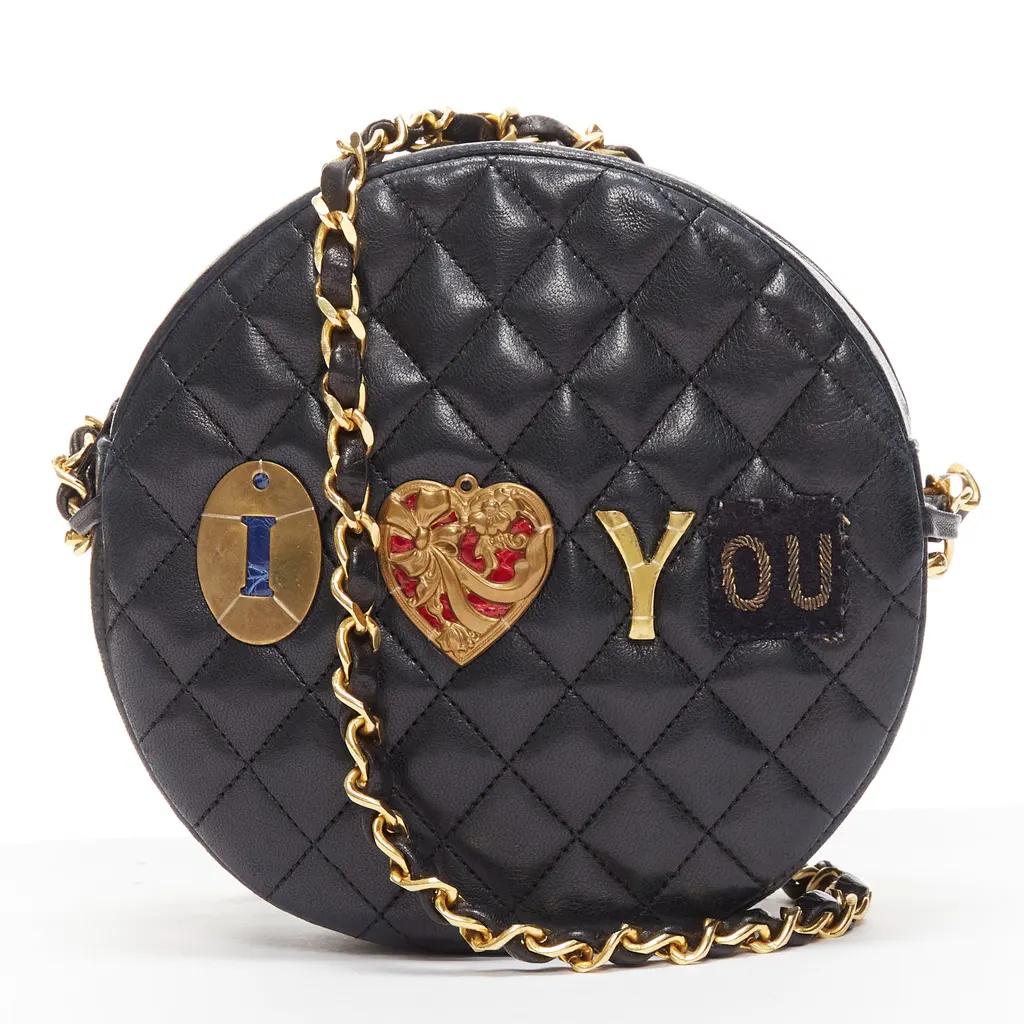 Unsigned Loop Envelope Bag Black Leather Fair - Front View