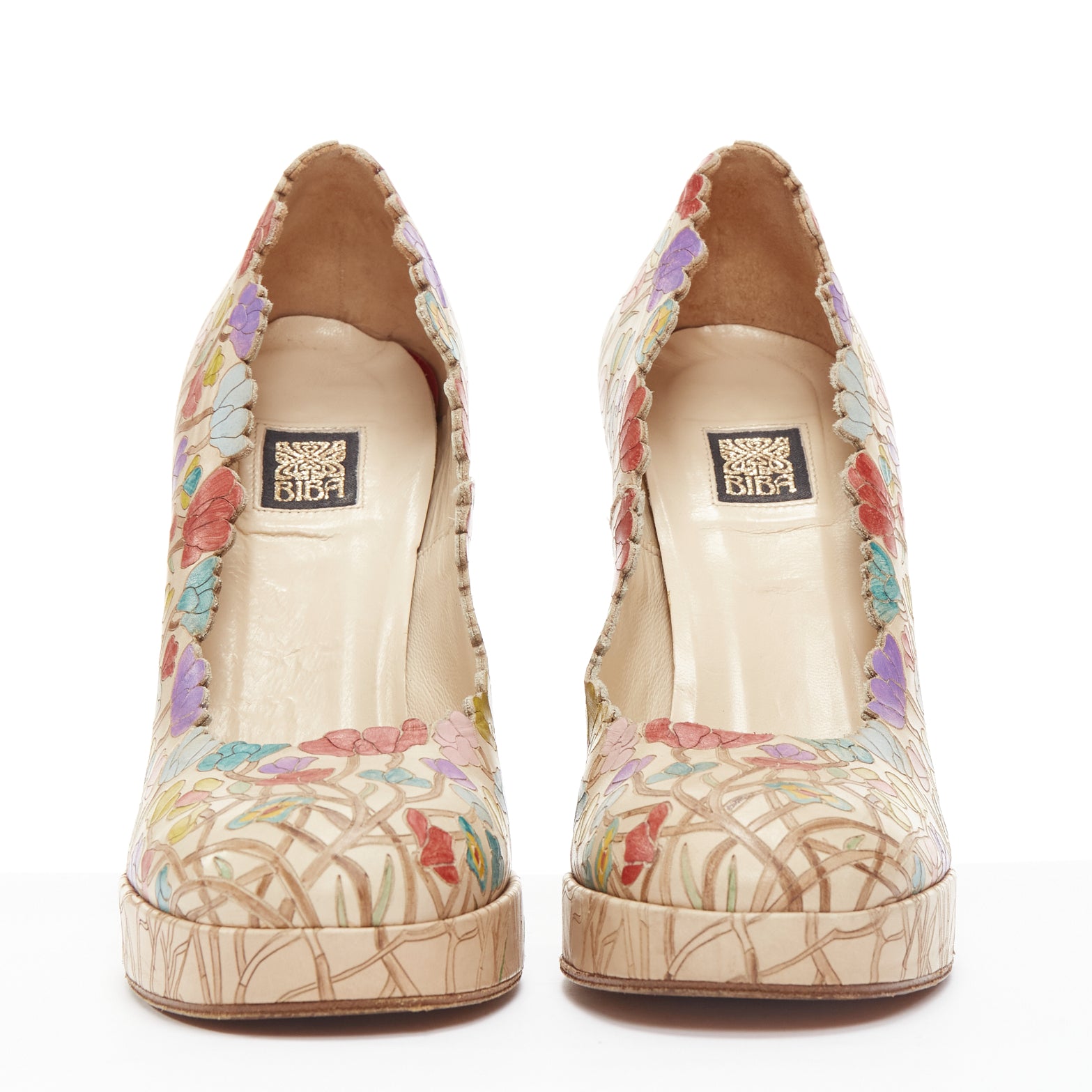 Unsigned / متعددة Floral Platform Pumps - Image 6