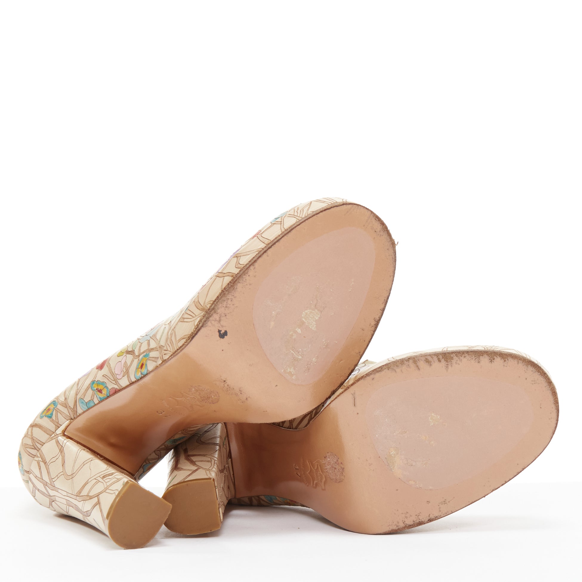 Unsigned / متعددة Floral Platform Pumps - Image 13