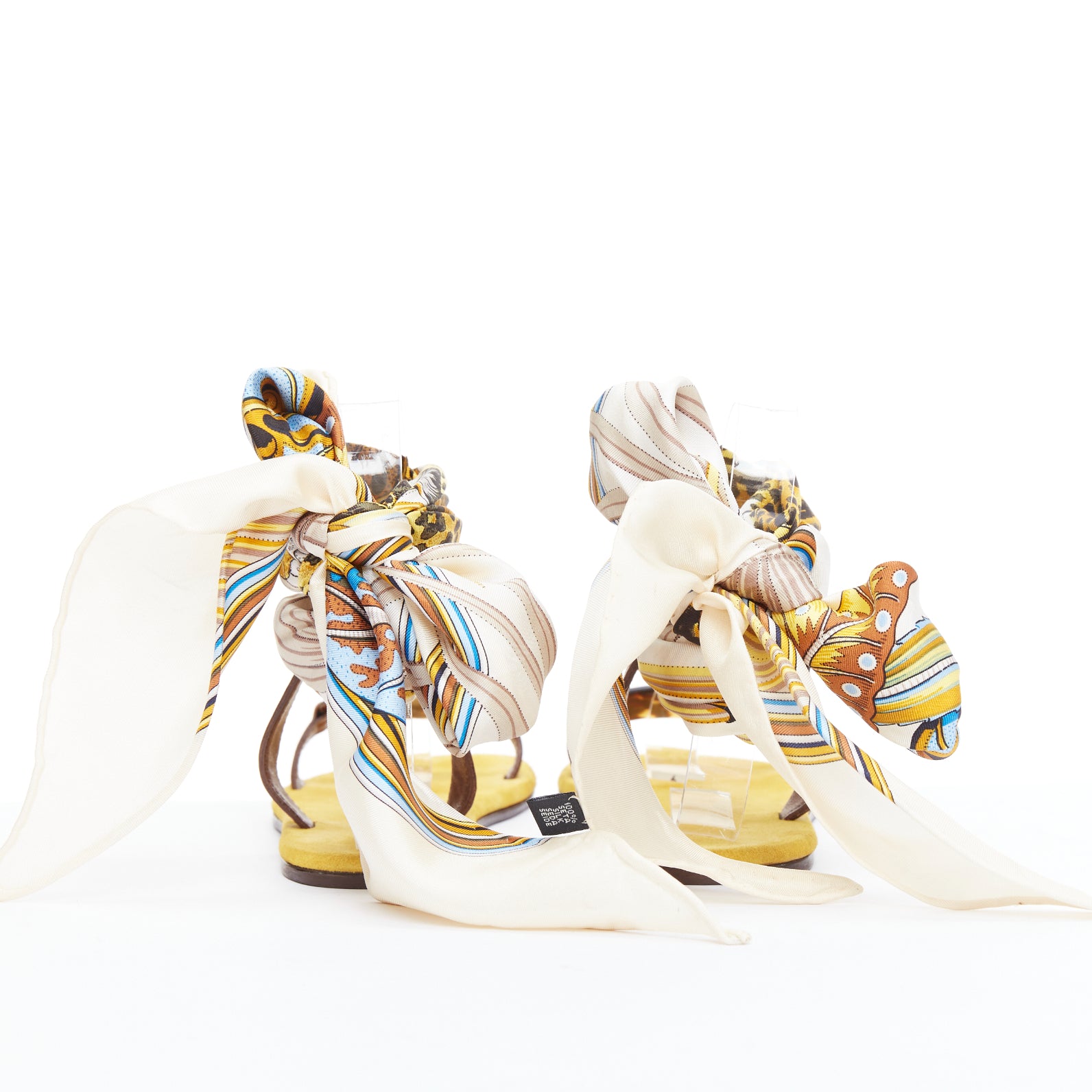 Unsigned / متعددة Scarf Tie Sandals - Side view