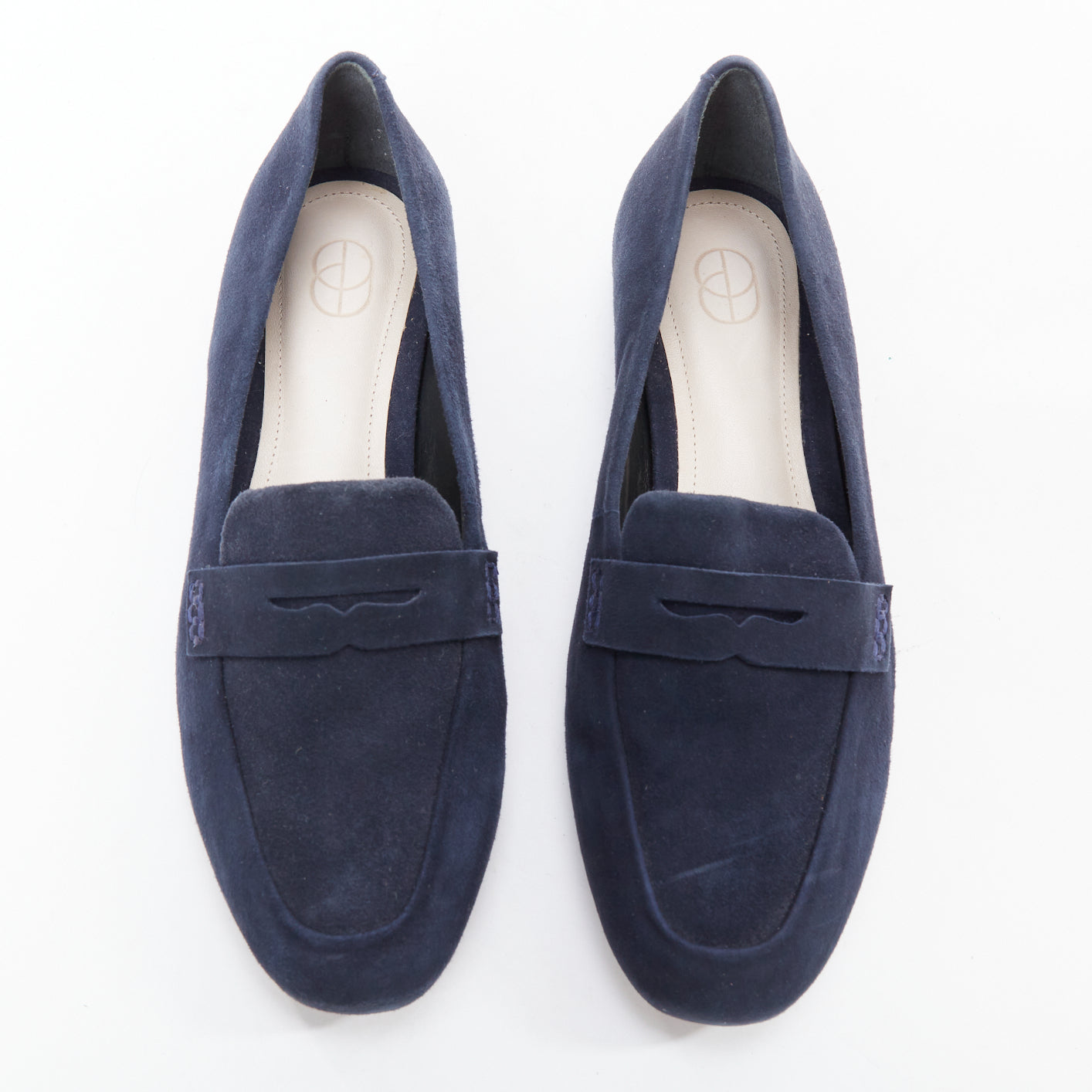 Unsigned / متعددة Minimal Loafer Flats - Image 6
