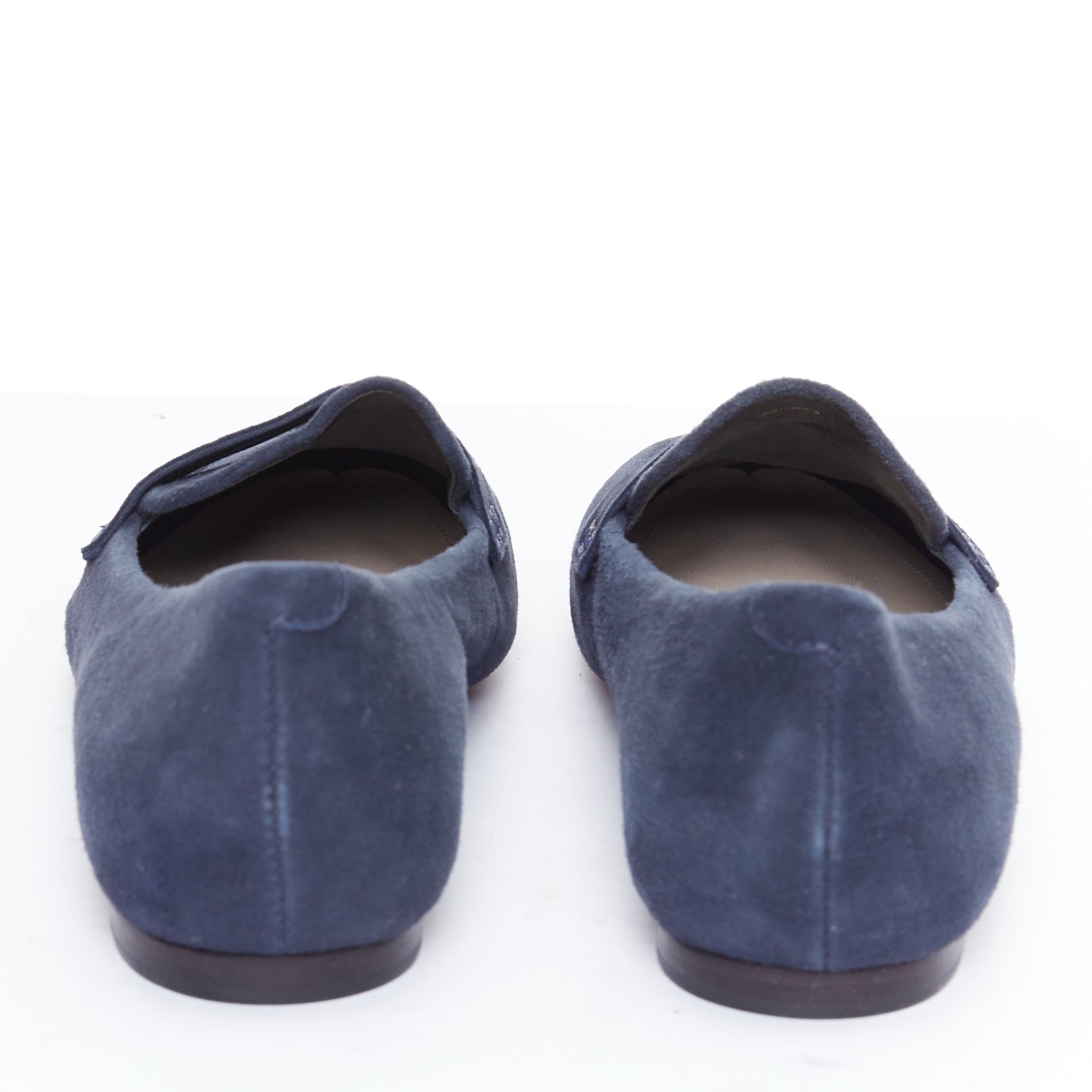Unsigned / متعددة Minimal Loafer Flats - Side view