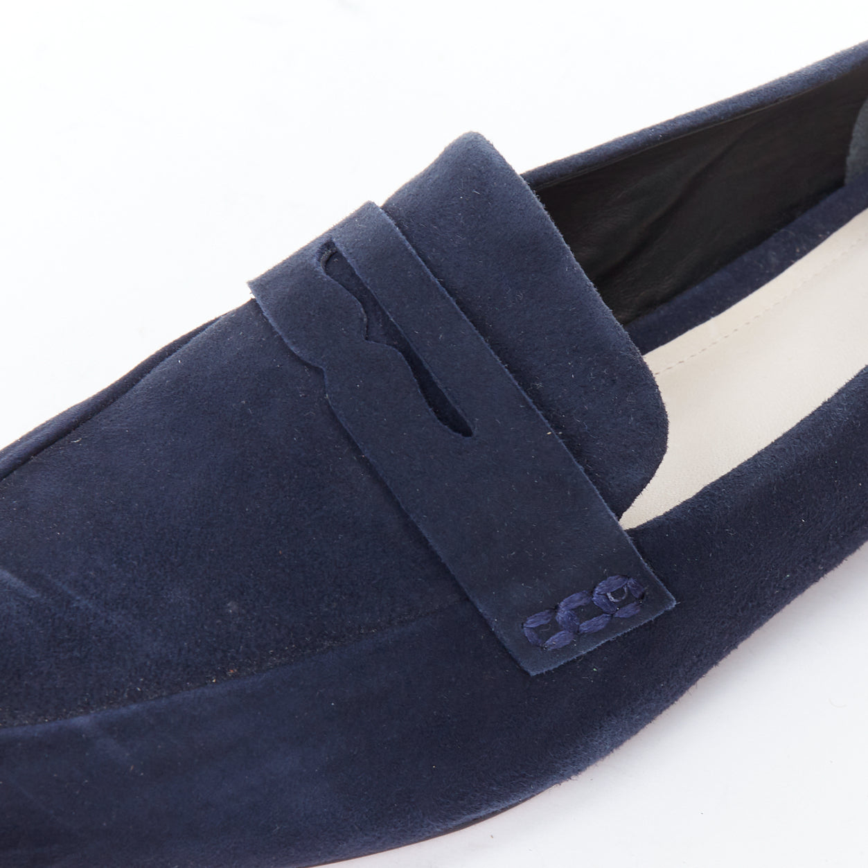 Unsigned / متعددة Minimal Loafer Flats - Detail 2