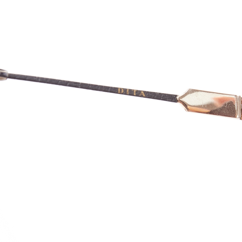 Dita Mariposa - Image 10