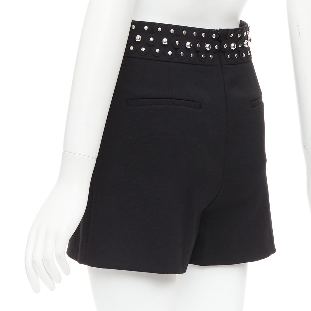 Red Valentino Garavani Studded Floral Shorts - Detail 1