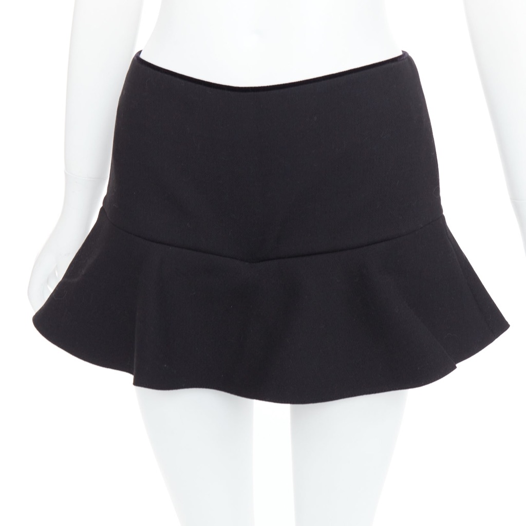 Red Valentino Garavani Ruffle Skort Shorts - Detail 1