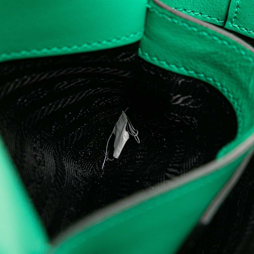 Prada Saffiano Sidonie Crossbody - Detail 1