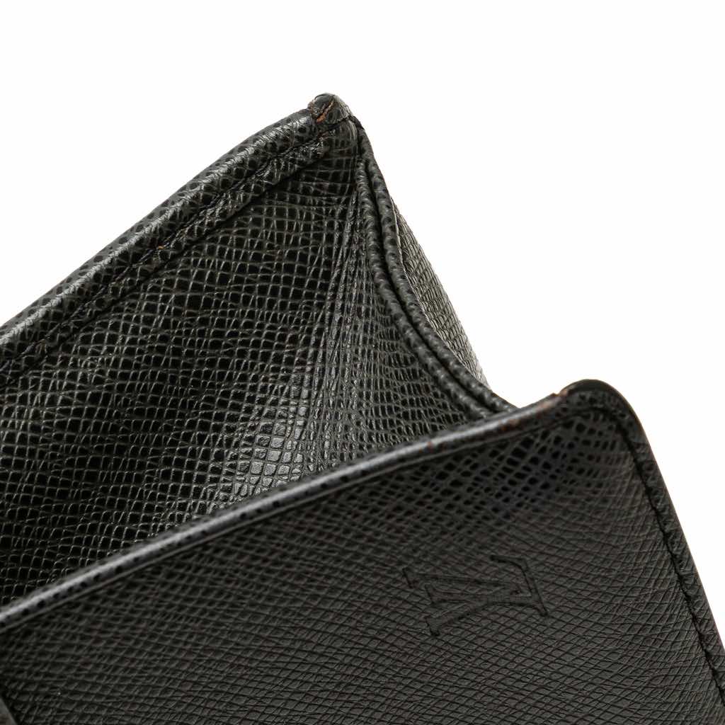 Louis Vuitton Taiga Selenga - Image 12