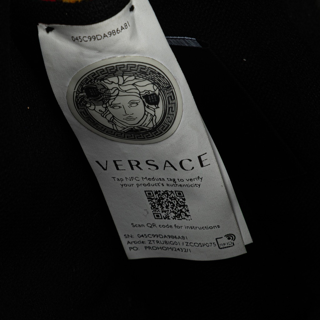 Versace Terry Medusa Baroque Print Clutch - Detail 1