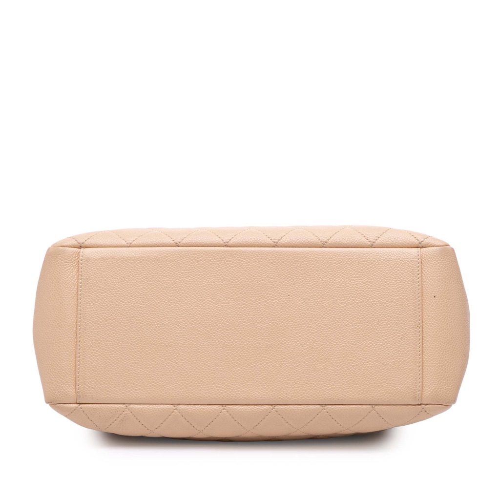 Chanel Caviar Grand Shopping Tote - 3
