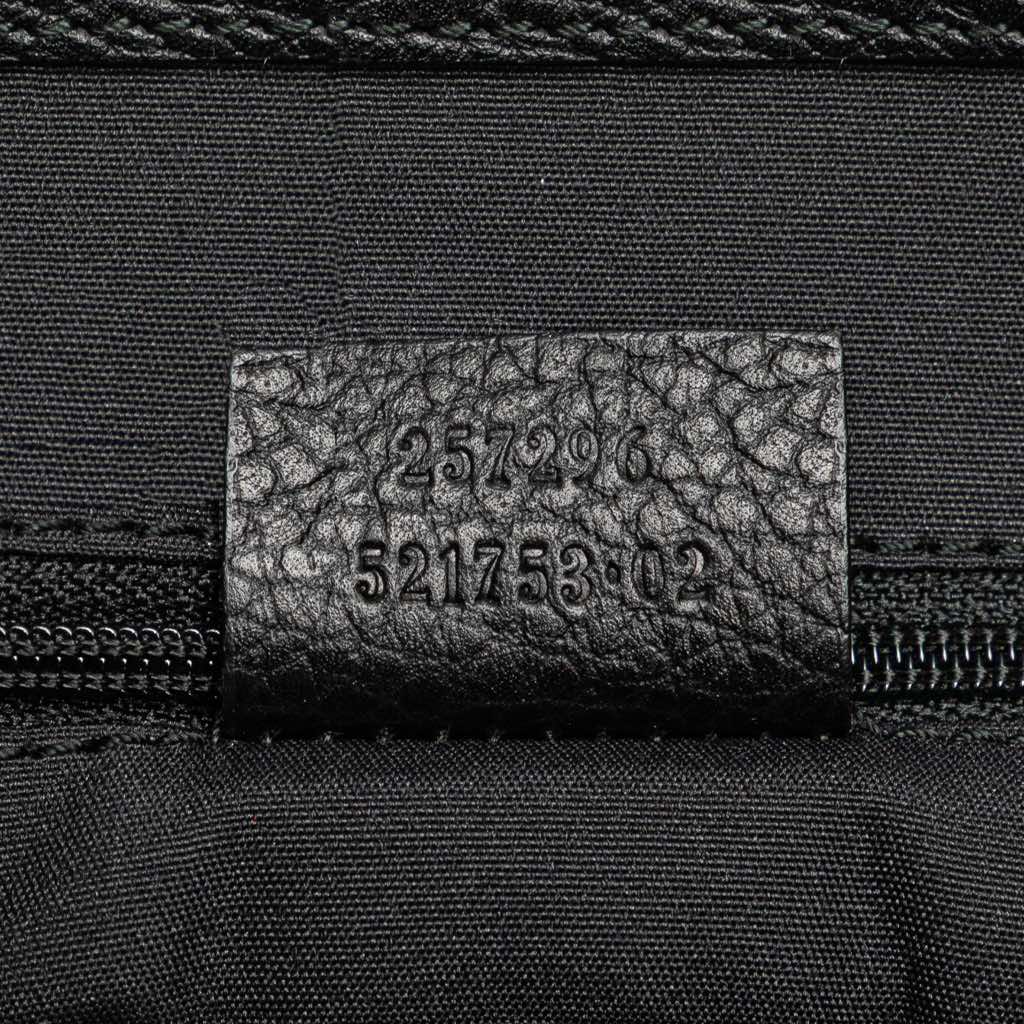 Gucci GG Canvas Shoulder Bag - Detail 1