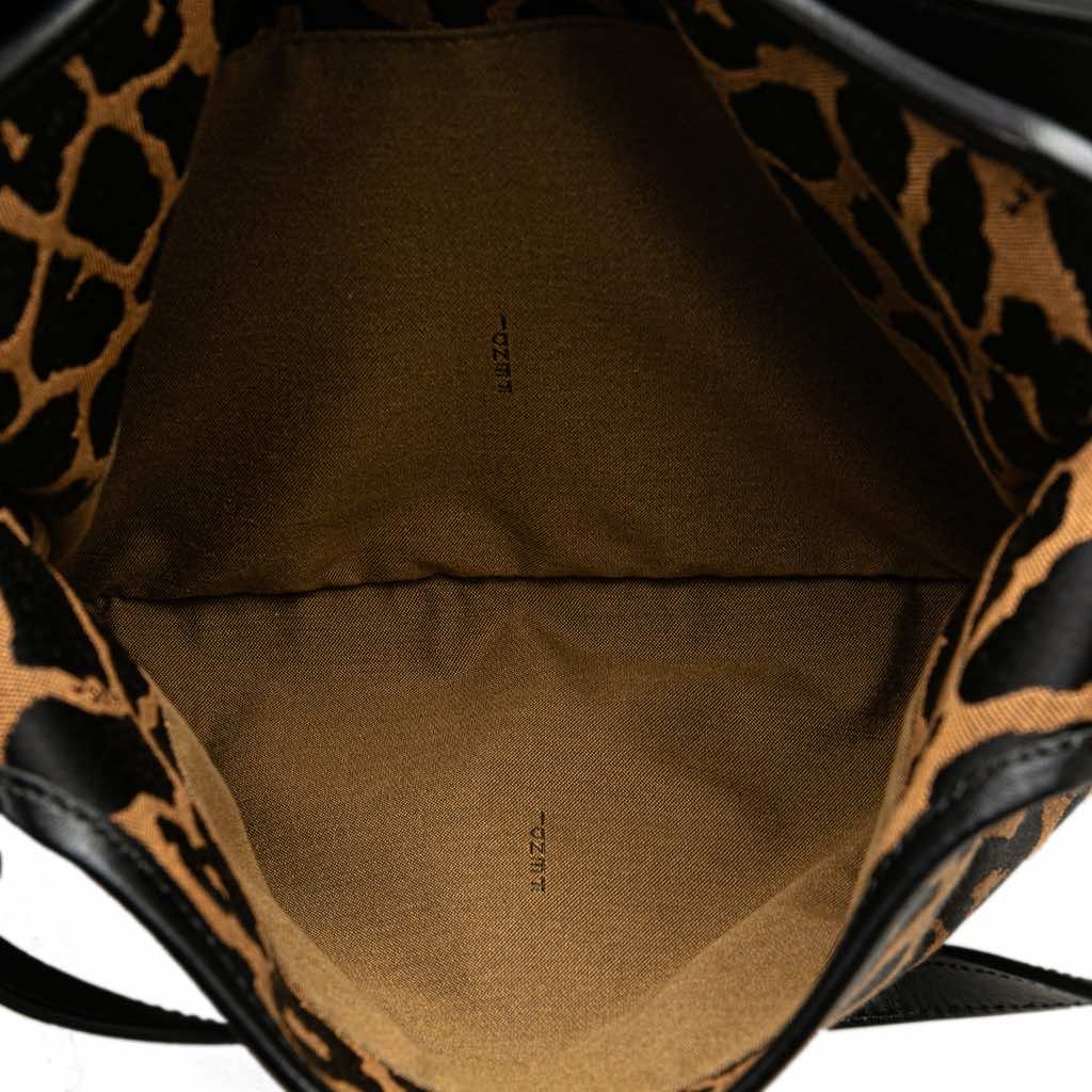 Fendi Leopard Print Chef Canvas Handbag - Detail 1