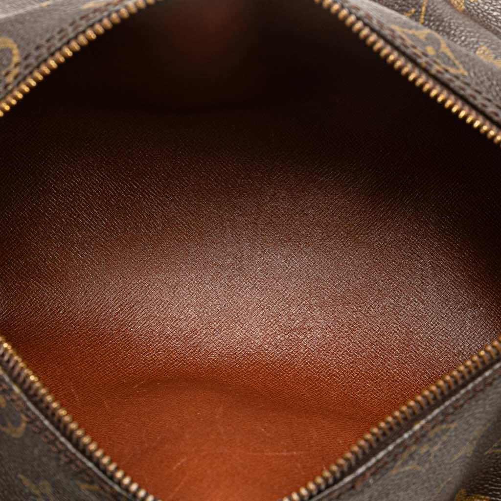 Louis Vuitton Monogram Papillon 26 - 4