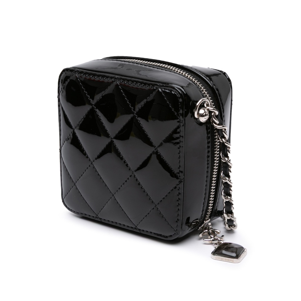 Chanel CC Quilted Patent Diamond Resin Clutch With Chain - 2