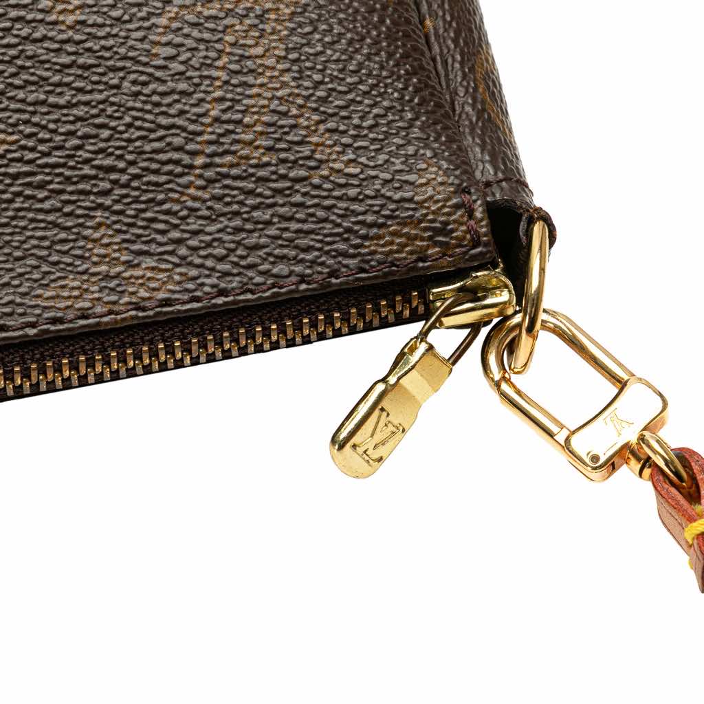 Louis Vuitton Monogram Pochette Accessoires - Detail 2