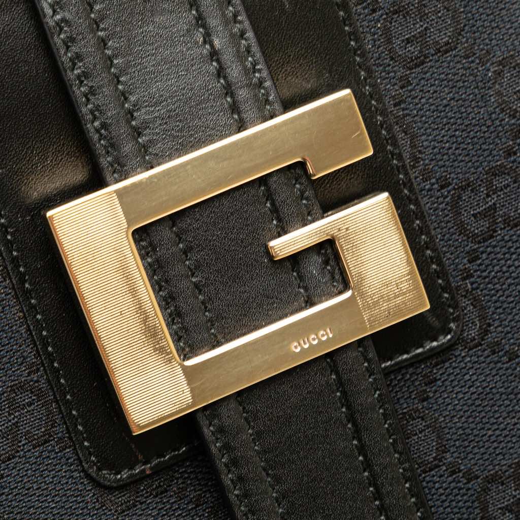 Gucci GG Canvas Shoulder Bag - Image 10