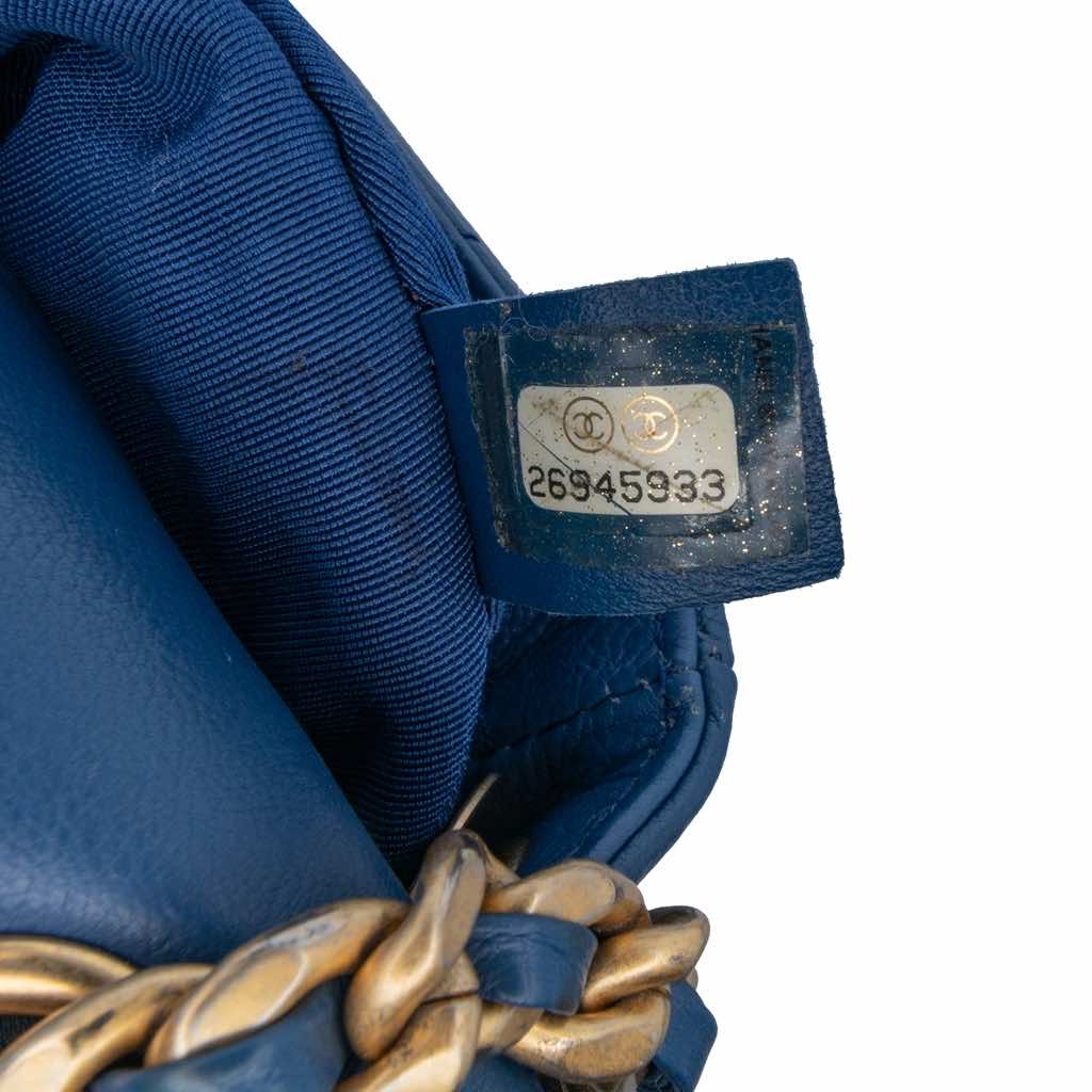 Chanel Quilted Grained Calfskin Casual Trip Messenger - 5