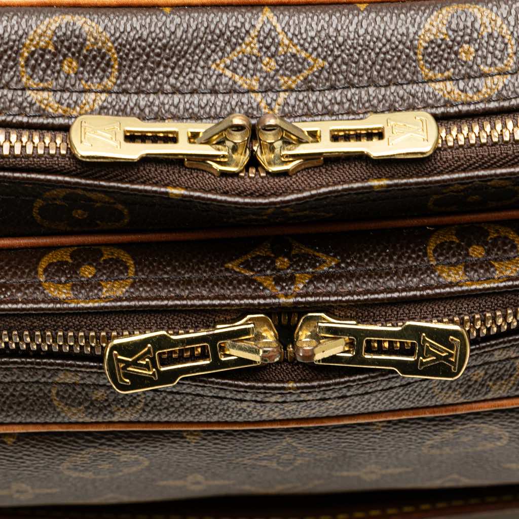 Louis Vuitton Monogram Reporter GM - Image 13