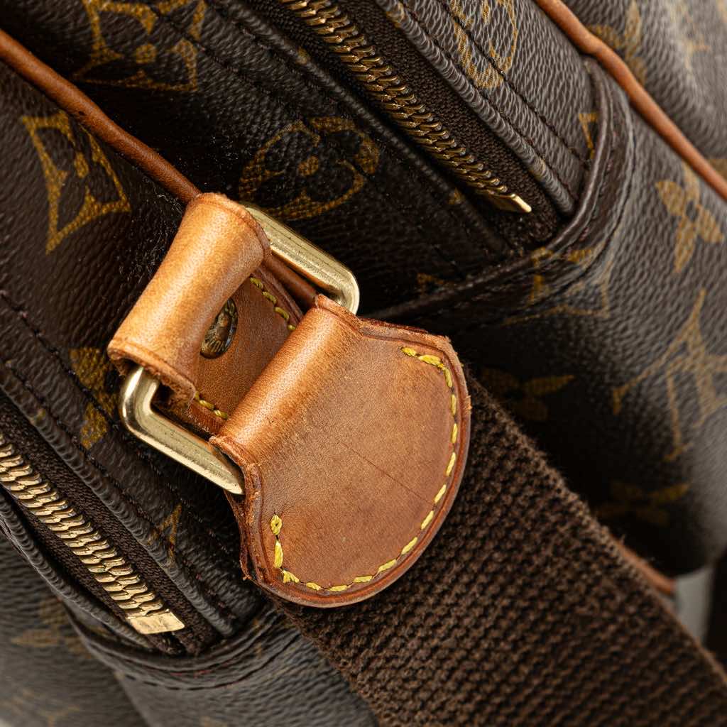 Louis Vuitton Monogram Reporter GM - Image 12