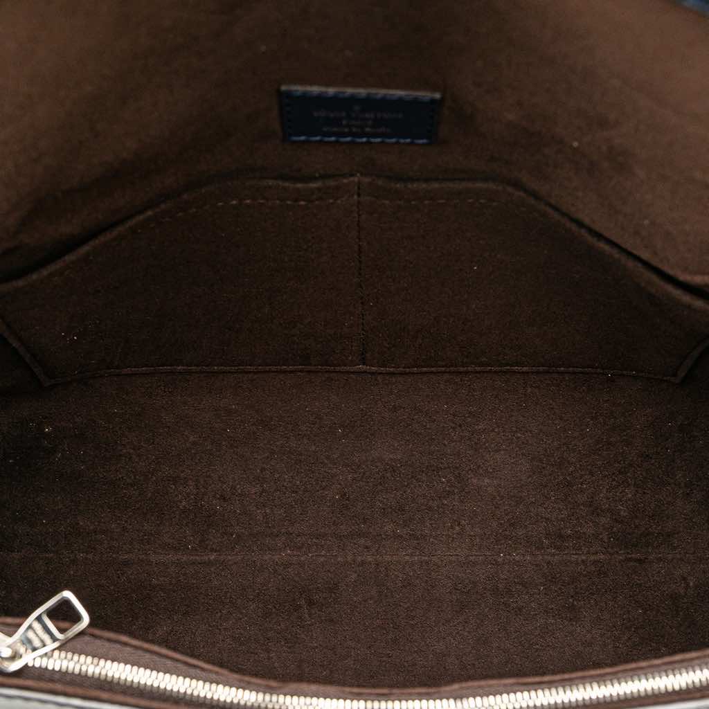 Louis Vuitton Epi Cluny MM - 4