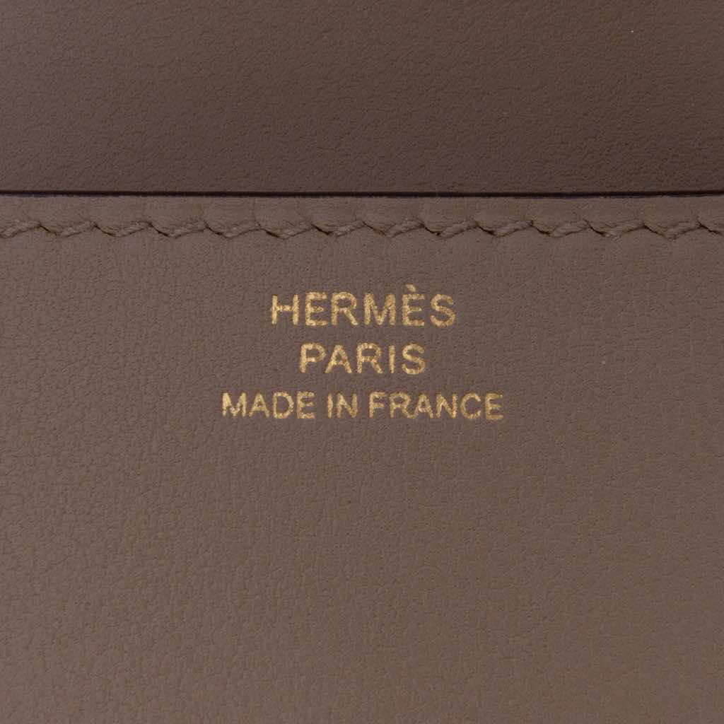 Hermès Swift Medor Clutch 23 - Side view