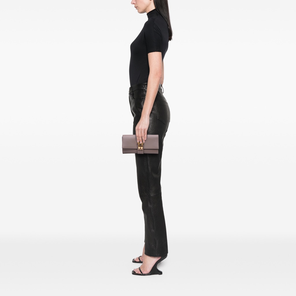 Hermès Swift Medor Clutch 23 - Image 10