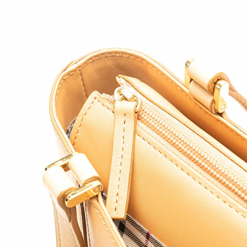 Burberry Leather Tote - Image 10