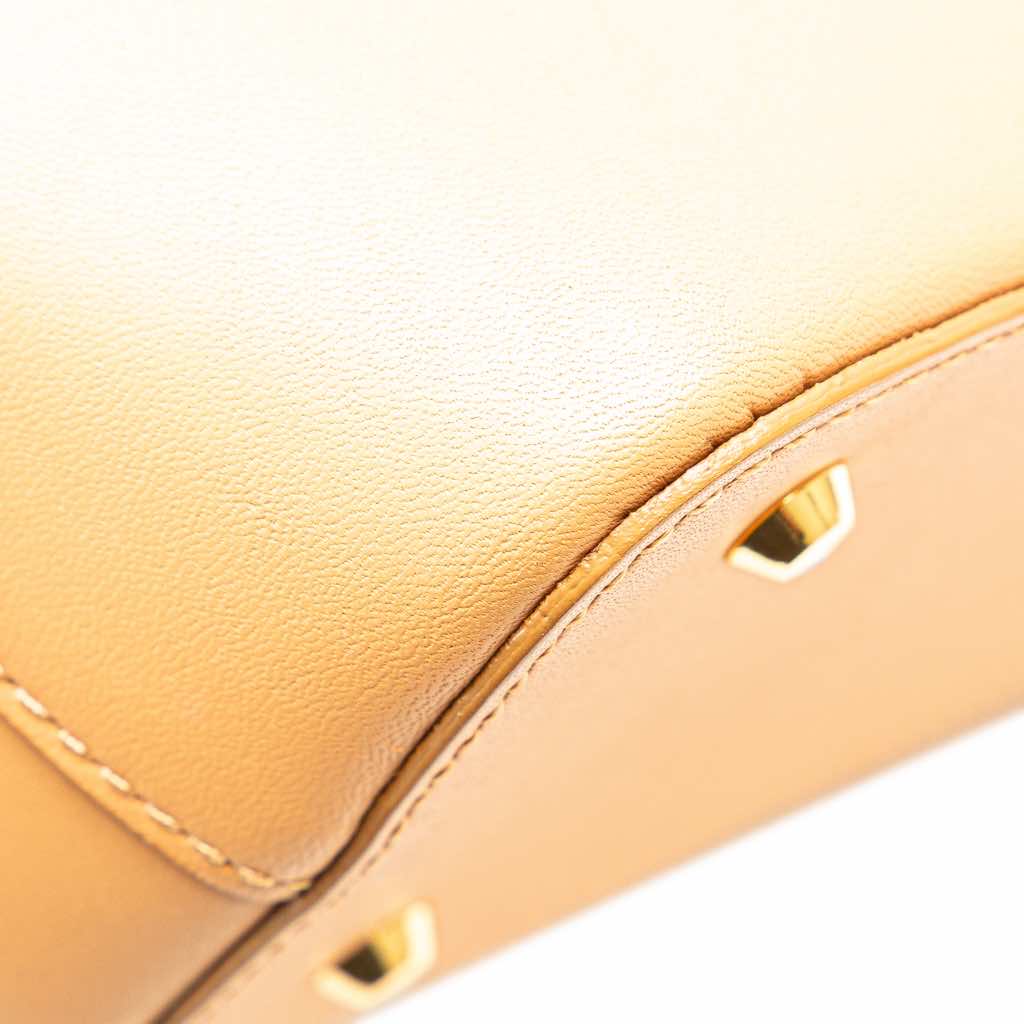 Burberry Leather Tote - Image 11