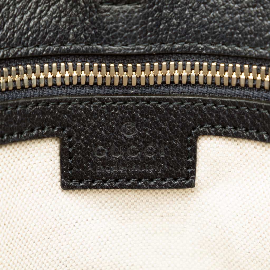 Gucci Small GG Supreme Interlocking G Tote - Detail 1
