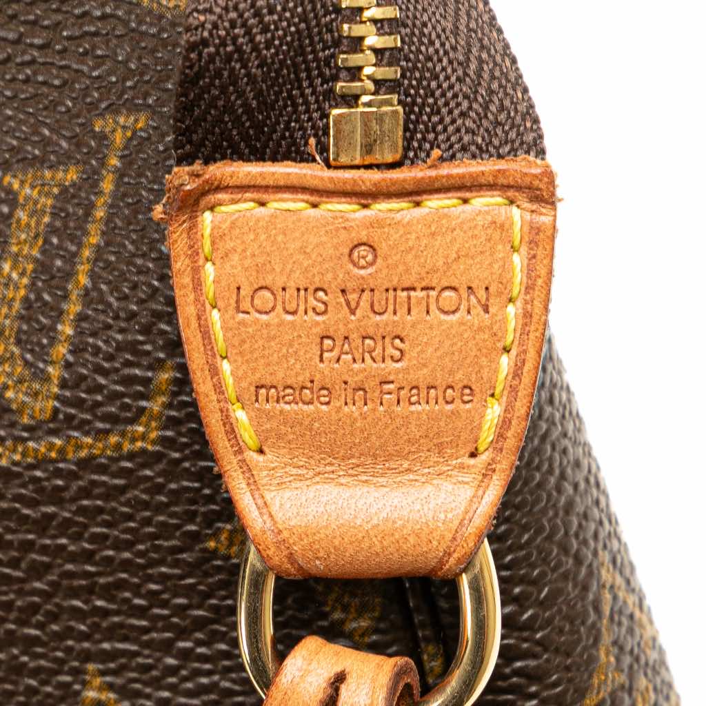 Louis Vuitton Monogram Pochette Accessoires - Side view