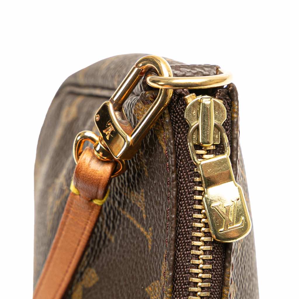 Louis Vuitton Monogram Pochette Accessoires - Detail 2
