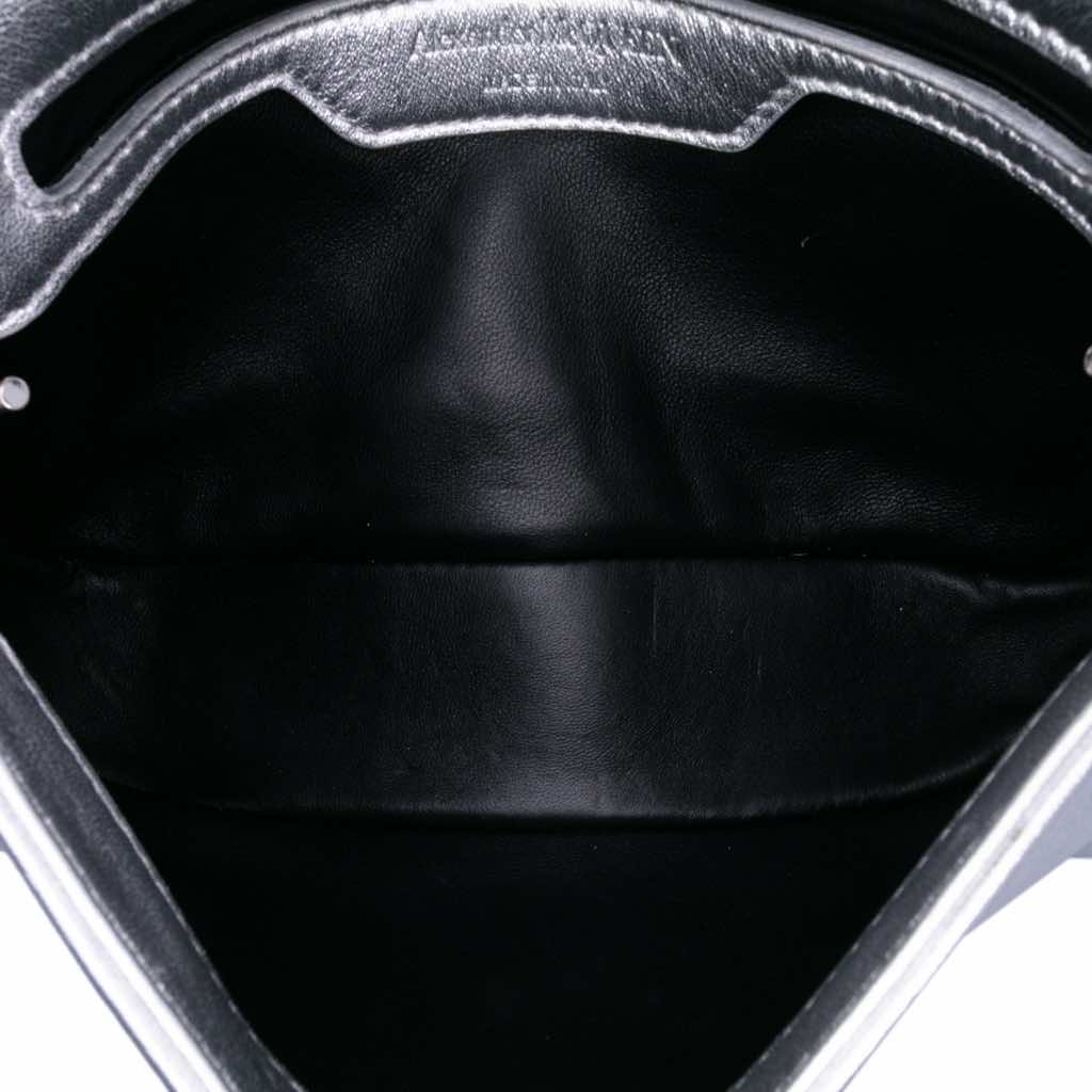 Alexander Mcqueen Mini Leather The Seal Chain Crossbody - 4