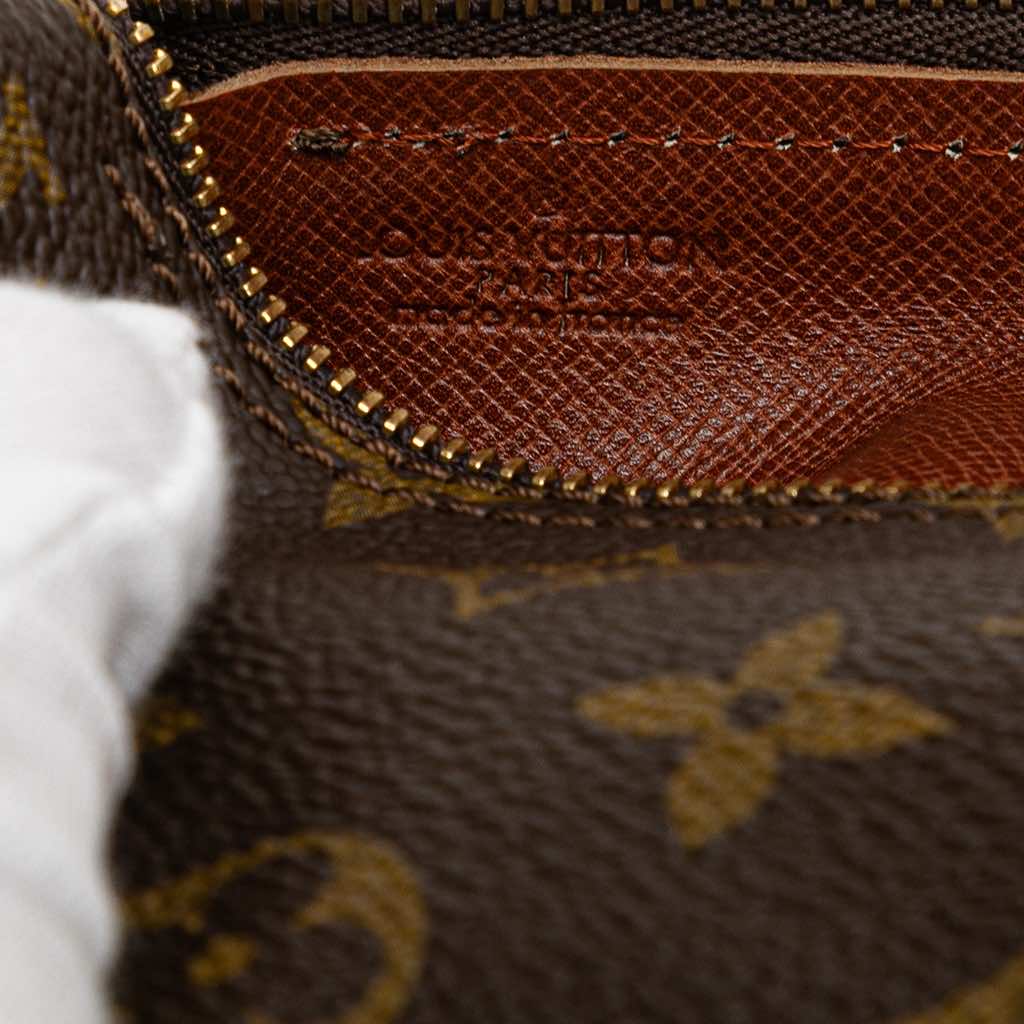 Louis Vuitton Monogram Trousse Ronde Pencil Case 20 - 5